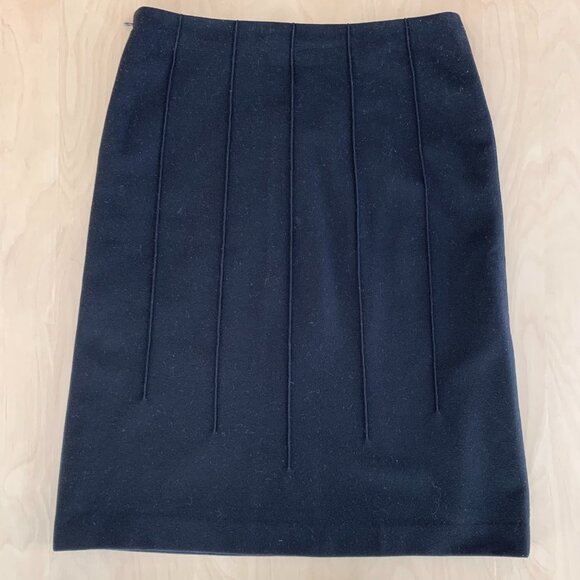 Club Monaco Vintage Pencil Skirt - Picture 2 of 5